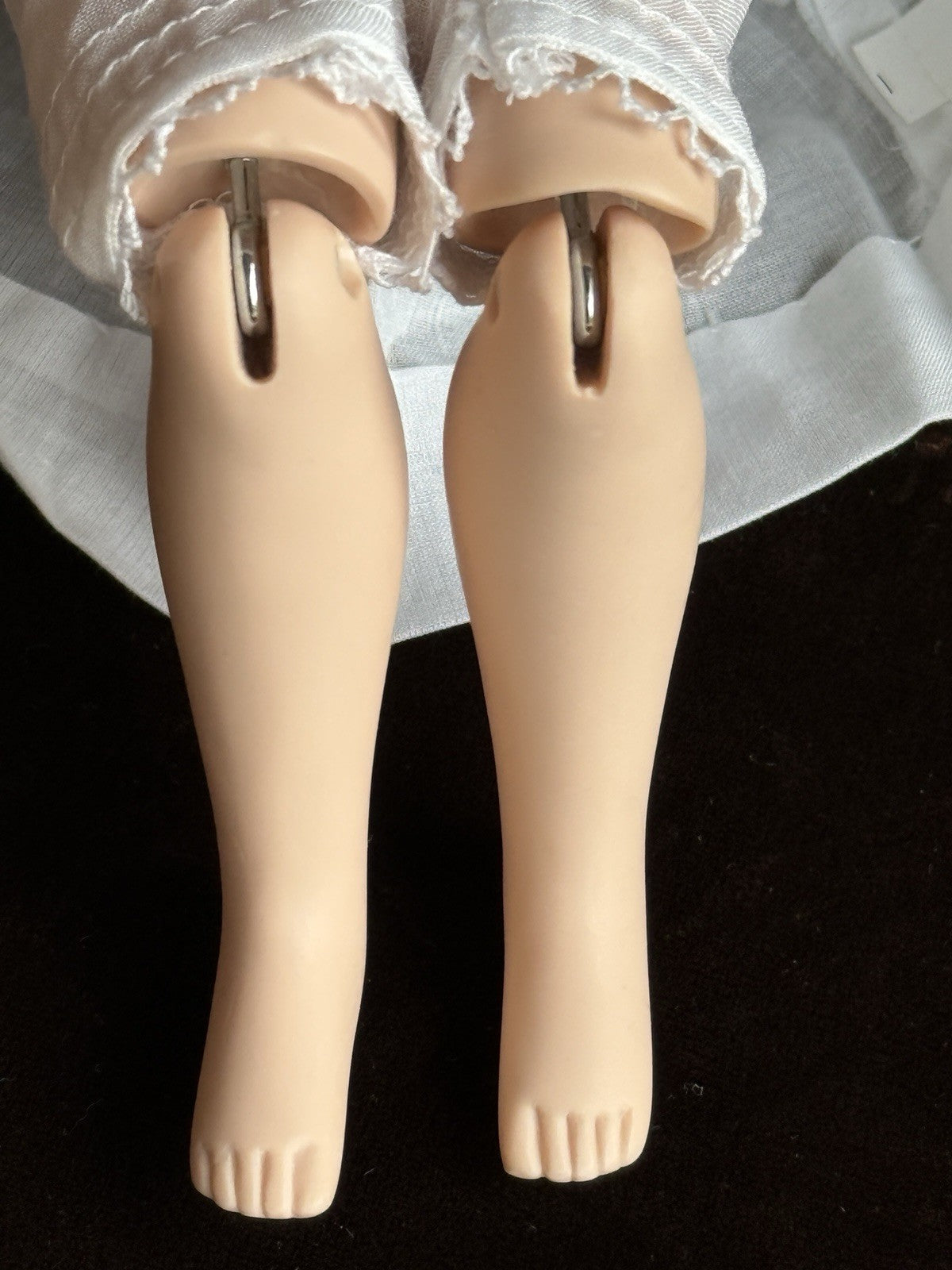 UFDCA 10” Alice Leverett Porcelain Jointed Marie Terese Fashion Doll In Box COA