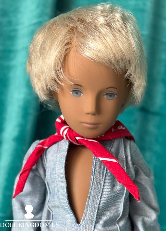 Collectible England Vinyl Sasha 302 Gregor Fair Blue Suit Boy Doll Box/Tag