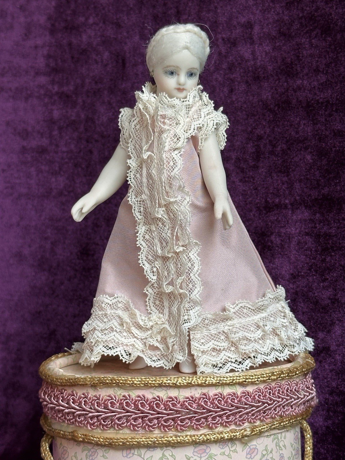 All Porcelain Cathy Hansen Reproduction of Antique French Mignonette Doll