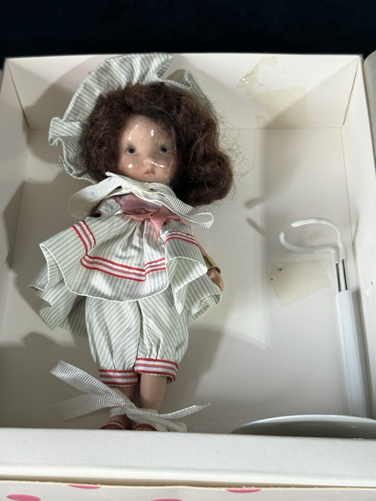 MIB Nancy Ann “I Saw A Ship A-Sailing” Doll Dianna Effner 88/1000 Box/COA/Tag