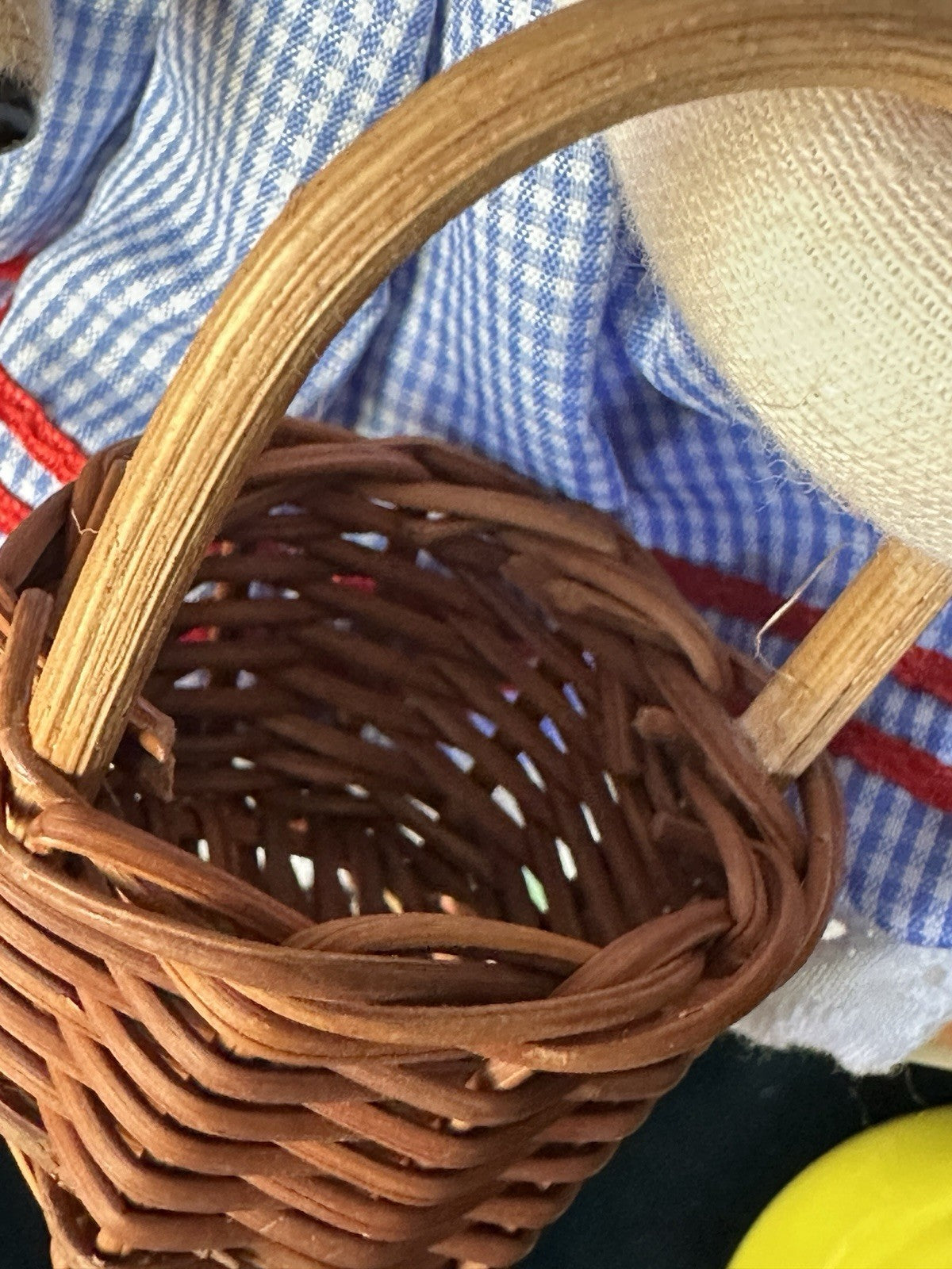 Lot Of 2 Green Tree Collectables Musical Dolls: Dorothy Wizard of Oz /Goldilocks