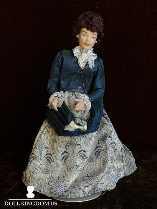 Miniature Artist Dollhouse 1:12 Lady Character Doll