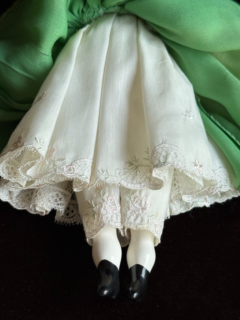 Vintage Japan (?) Cabinet Size 11.75” Dresden Style Molded Lace China Bust Doll