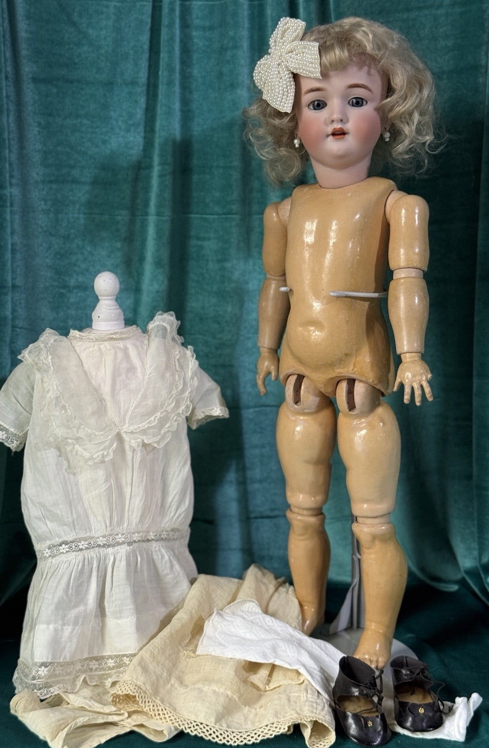 Antique German Heinrich  Handwerck Dep 109- 12N Bisque Head 24” Doll