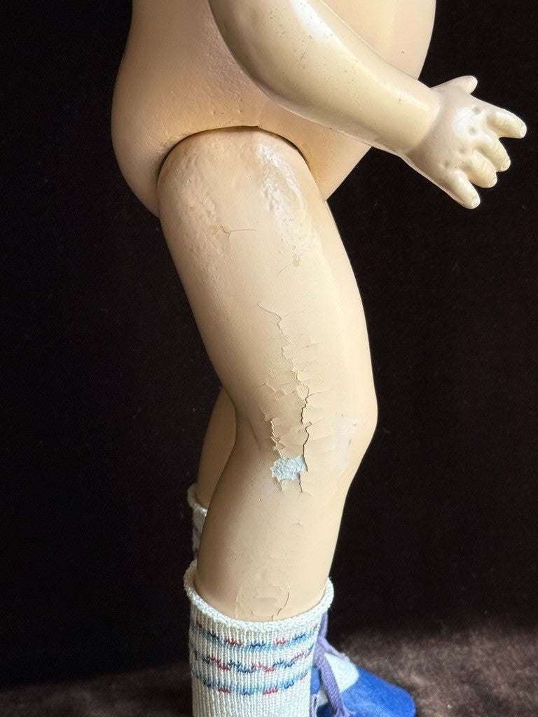 Unmarked Vintage American 17” Patsy Lou Composition Doll
